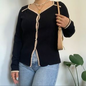 BLACK CONTRAST CARDIGAN WITH RHINESTONE BUTTONS